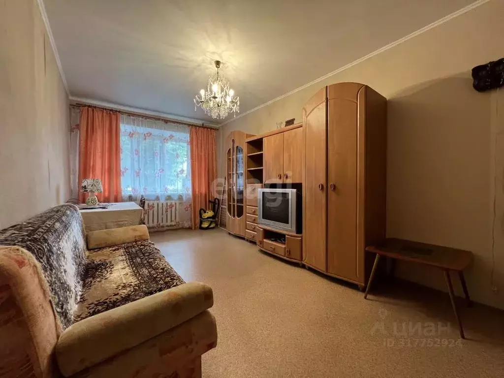 2-к кв. Тюменская область, Тюмень Минская ул., 98 (58.0 м) - Фото 0