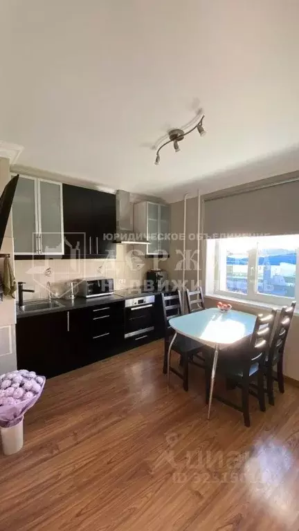 2-к кв. Кемеровская область, Кемерово ул. Терешковой, 18А (61.9 м) - Фото 1