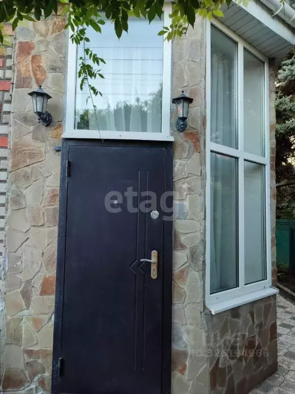 Дом в Краснодарский край, Ейск Апрельский пер., 16 (229 м) - Фото 1