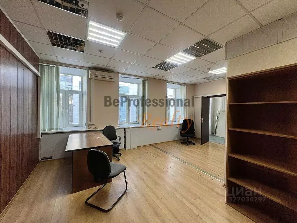 Офис в Москва ул. Земляной Вал, 7 (60 м) - Фото 2