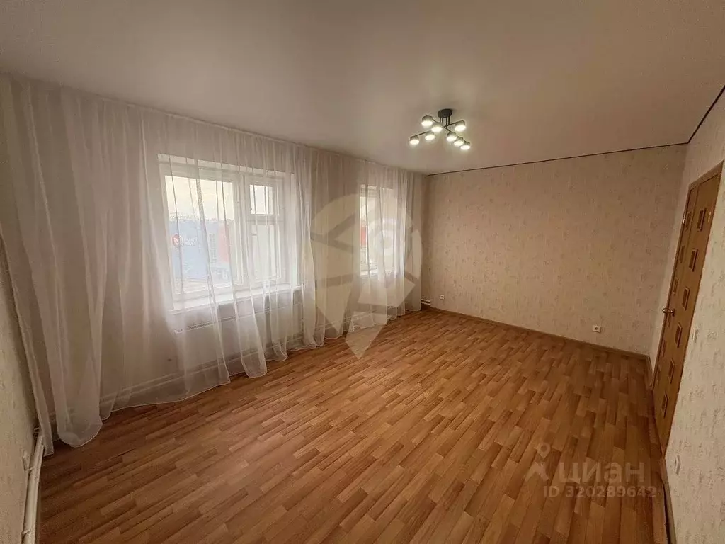 2-к кв. Белгородская область, Старый Оскол Дубрава мкр, 1 кв-л, 18 ... - Фото 1