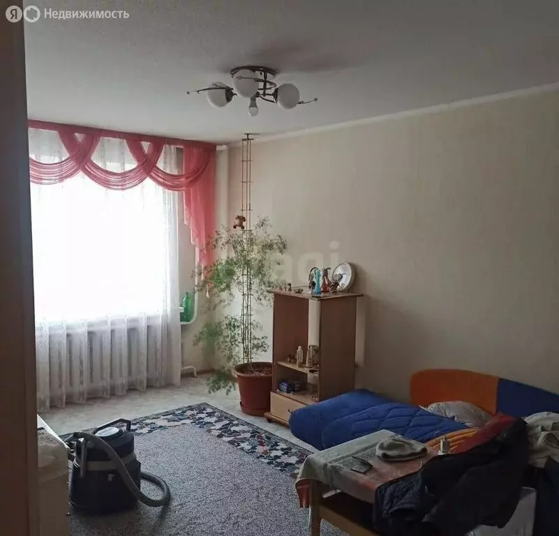 3-комнатная квартира: Барнаул, улица Сухэ-Батора, 9 (60 м) - Фото 2