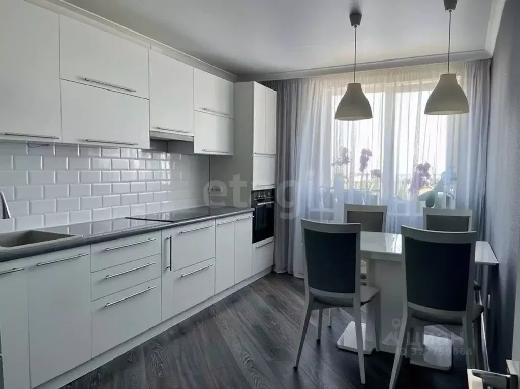 2-к кв. Адыгея, Майкоп ул. Чкалова, 65 (58.8 м) - Фото 1