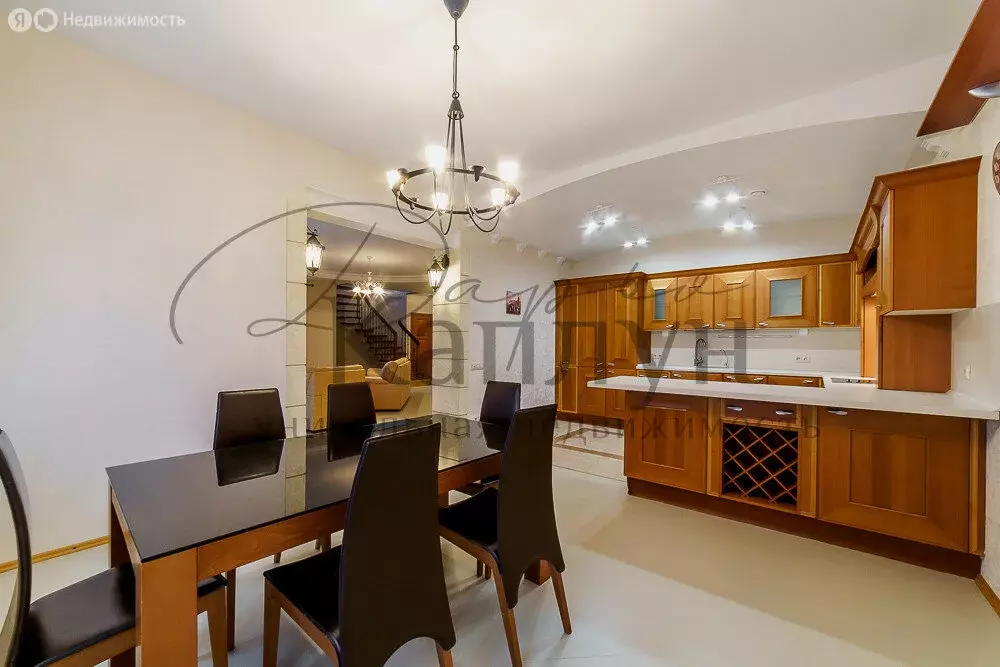 4-комнатная квартира: Нижний Новгород, улица Минина, 9/4 (192.9 м) - Фото 1