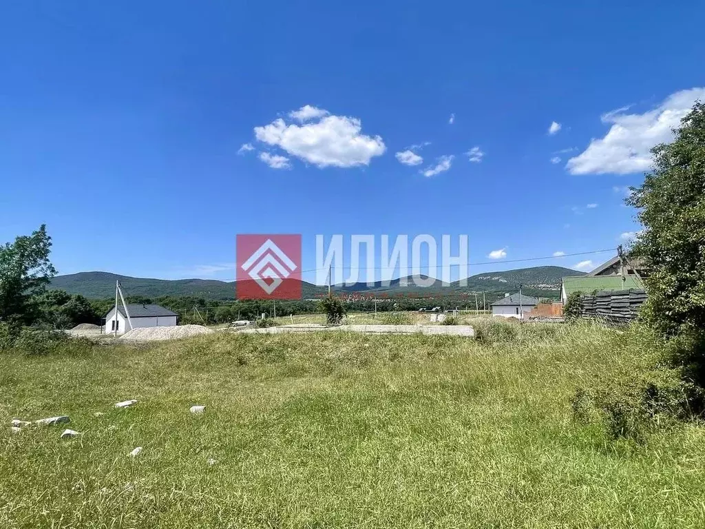 Участок в Севастополь с. Орлиное, ул. Вишневая, 35 (5.2 сот.) - Фото 2