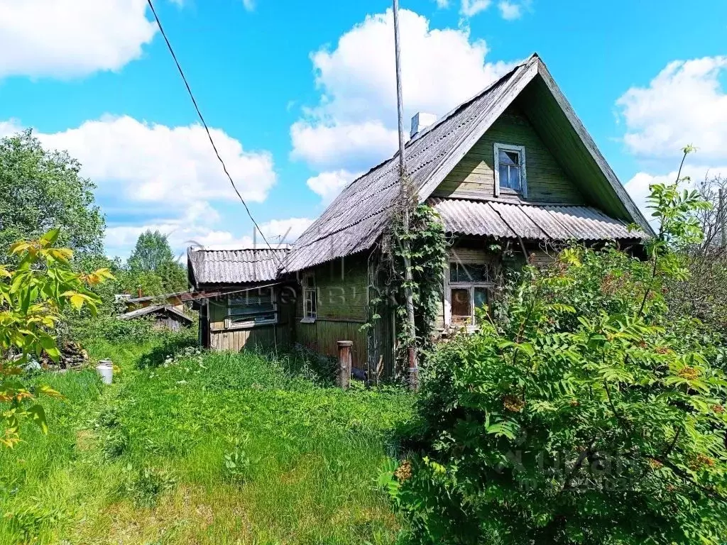 Дом в Ленинградская область, Лодейнопольское городское поселение, д. ... - Фото 0