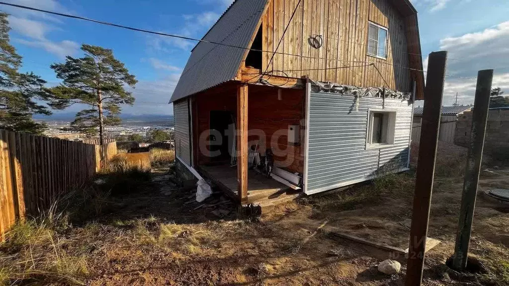 Дом в Бурятия, Улан-Удэ ул. Седова (80 м) - Фото 1