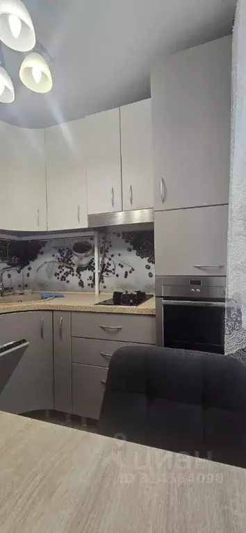 2-к кв. Тюменская область, Тюмень ул. Революции, 2 (45.0 м) - Фото 1