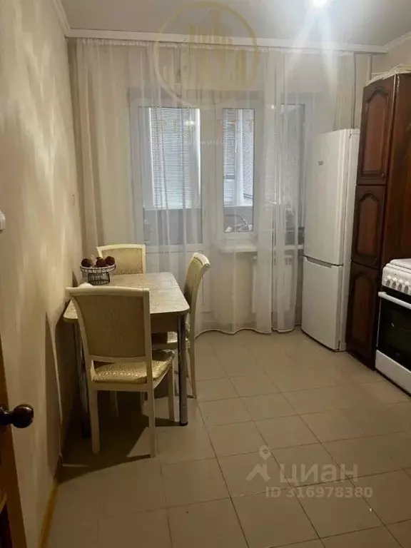 2-к кв. Ставропольский край, Ессентуки Пятигорская ул., 121к1 (55.0 м) - Фото 0