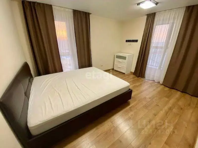 2-к кв. Тюменская область, Тюмень ул. Монтажников, 61 (55.5 м) - Фото 1