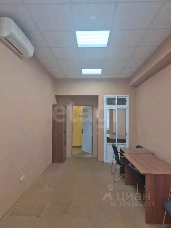 Офис в Липецкая область, Липецк пл. Петра Великого, 5 (19 м) - Фото 1