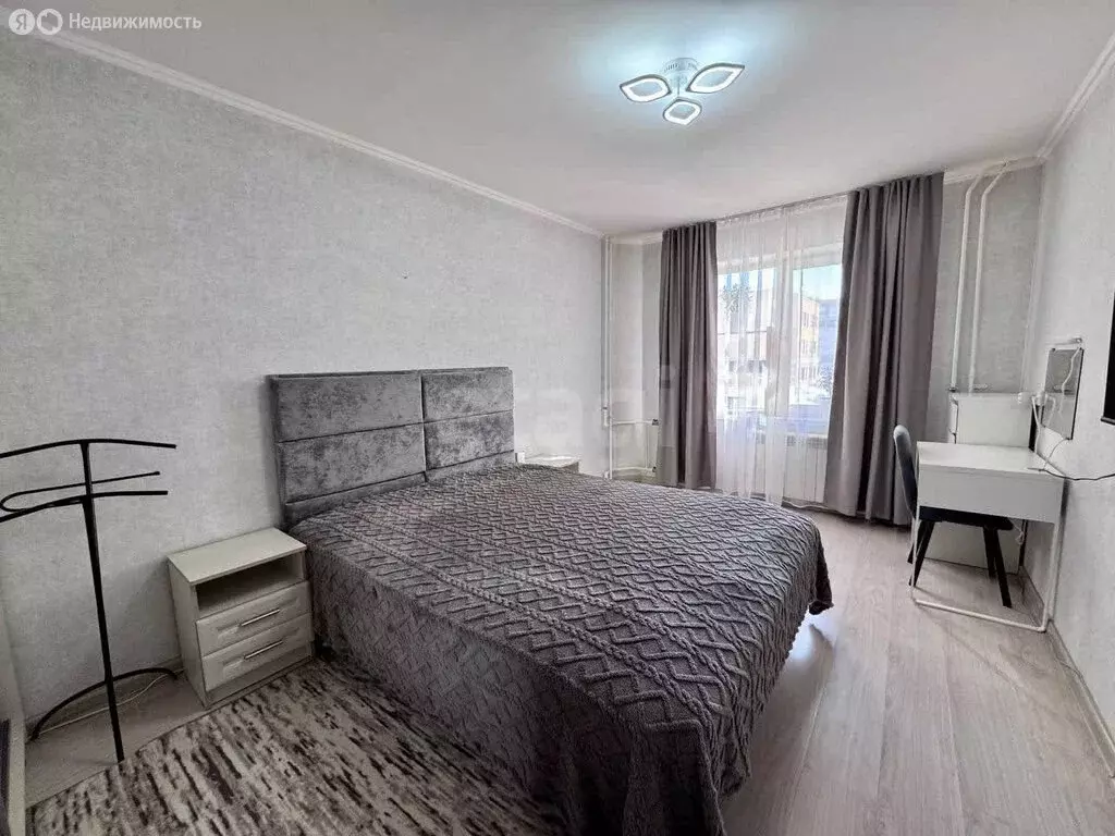 3-комнатная квартира: Казань, улица Академика Сахарова, 16 (75.4 м) - Фото 2