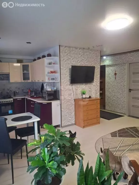 3-комнатная квартира: Амурск, Октябрьский проспект, 20 (58.9 м) - Фото 0