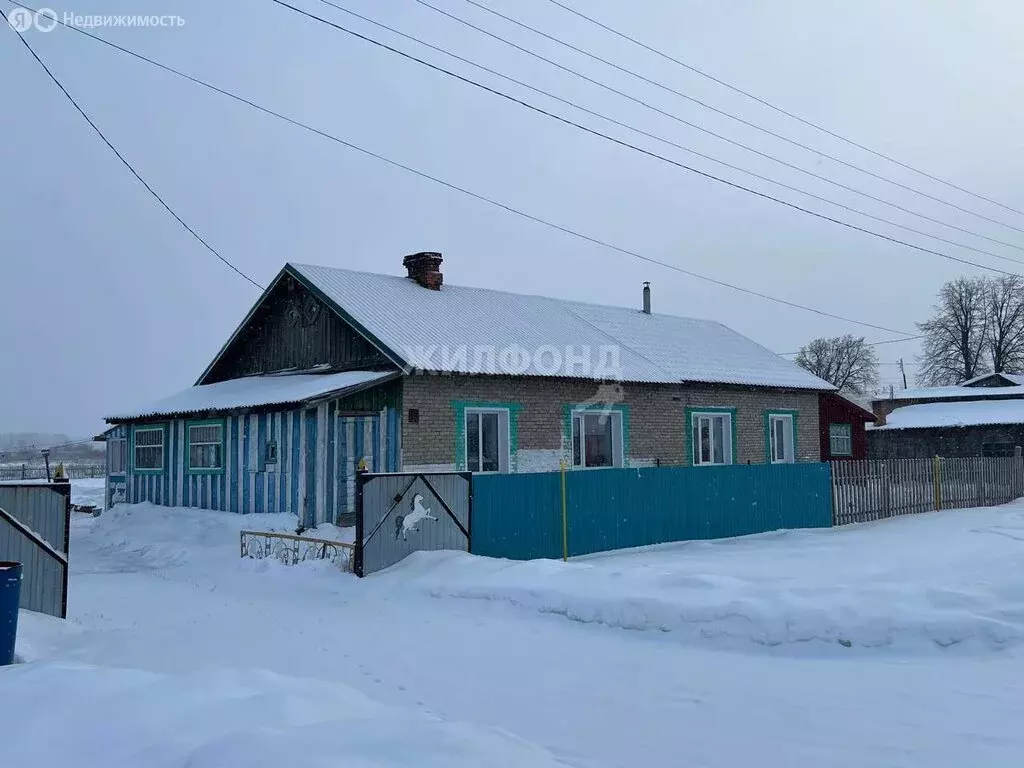 Дом в Черепановский район, посёлок Бариново, Центральная улица (41 м) - Фото 1