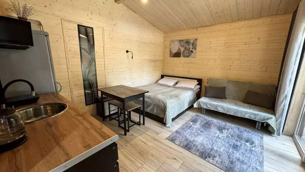 Дом в Карачаево-Черкесия, Зеленчукский район, с. Архыз ул. Белая, 19 ... - Фото 2