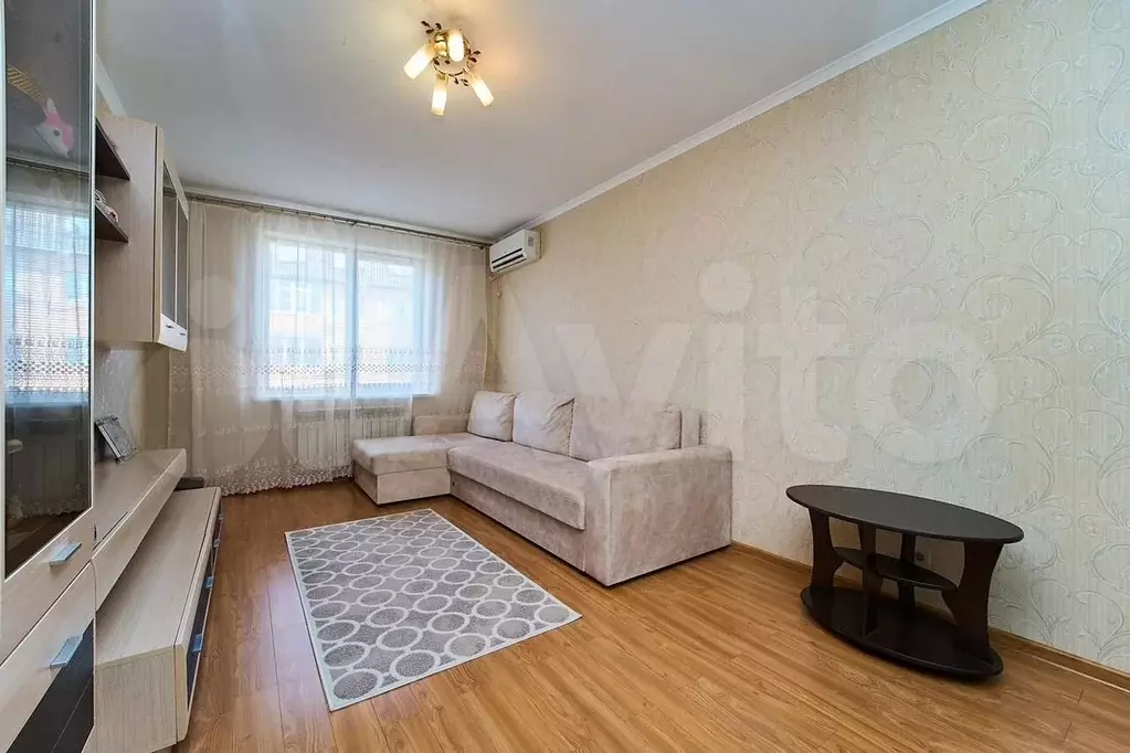 1-к. квартира, 40 м, 4/6 эт. - Фото 1