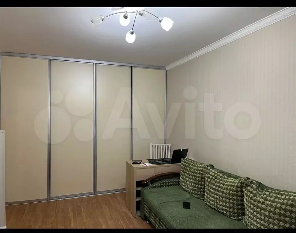 1-к. квартира, 35 м, 4/10 эт. - Фото 0