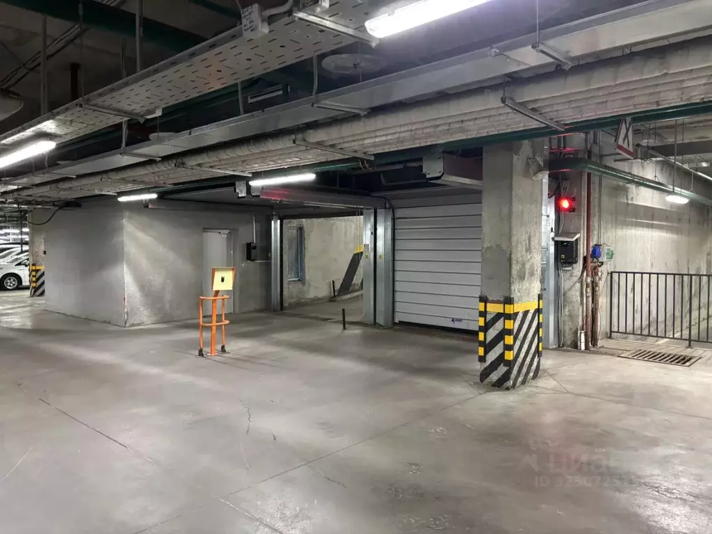 Гараж в Москва Красноказарменная ул., 14Ак6 (14 м) - Фото 0