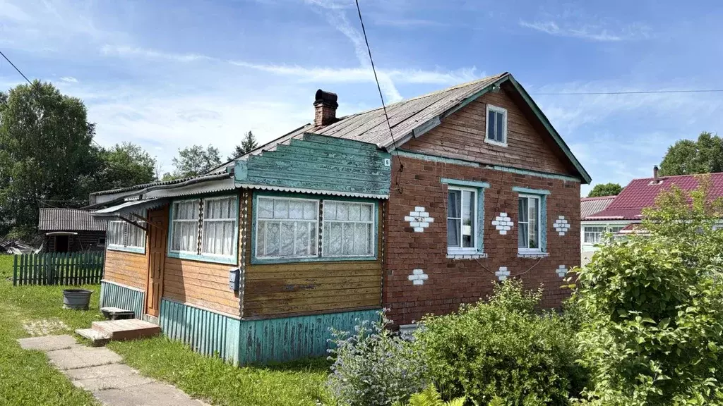Дом в Ярославская область, Угличский муниципальный округ, с. ... - Фото 1