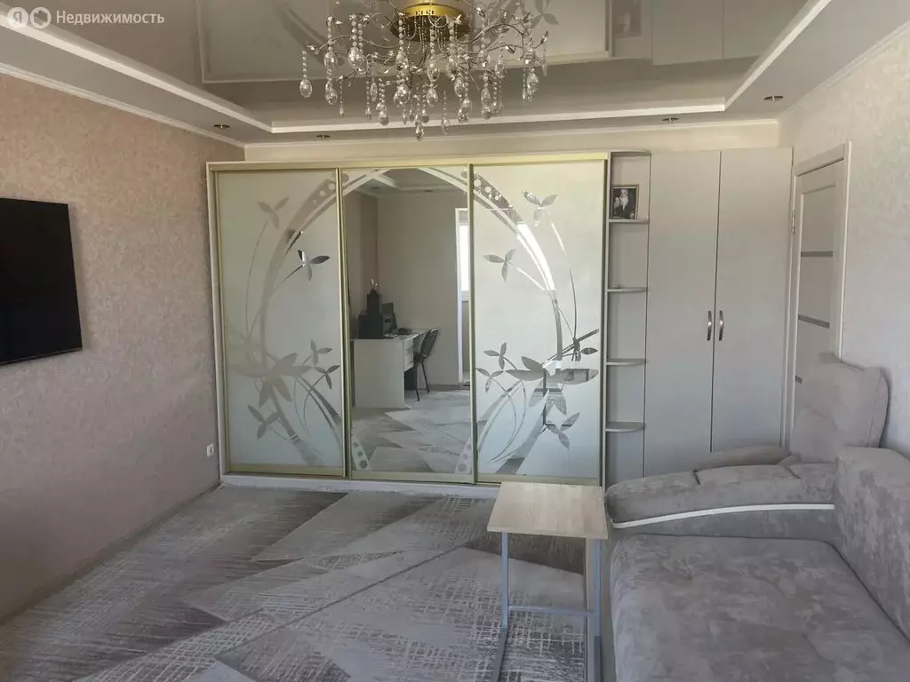 3-комнатная квартира: Севастополь, проспект Генерала Острякова, 171Б ... - Фото 1