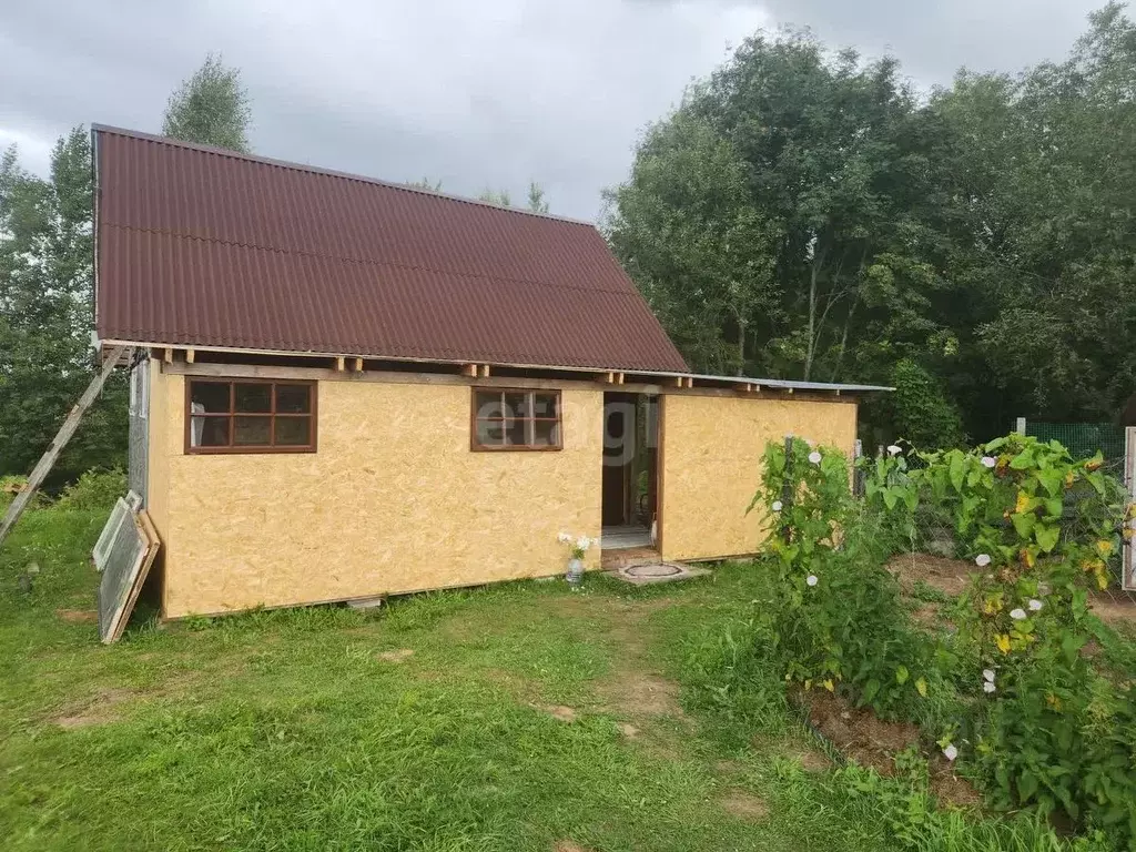 Дом в Ленинградская область, Киришский район, Будогощское городское ... - Фото 1