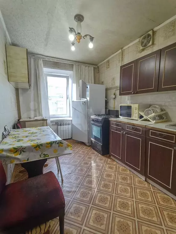 3-к. квартира, 60,5 м, 8/9 эт. - Фото 0