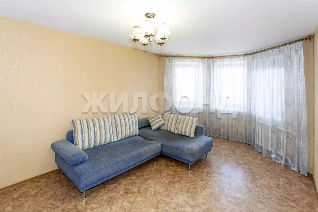 1-к кв. Алтайский край, Барнаул ул. Сухэ-Батора, 21 (42.7 м) - Фото 1