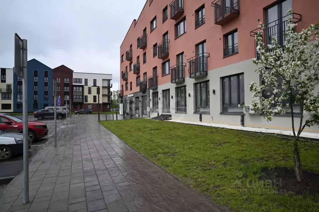 1-к кв. Тюменская область, Тюмень ул. Александра Звягина, 9 (38.0 м) - Фото 2