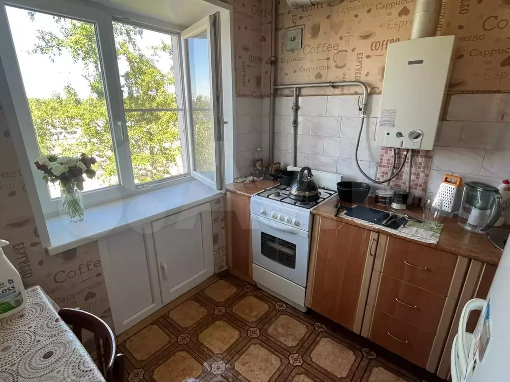 1-к. квартира, 30 м, 4/5 эт. - Фото 0