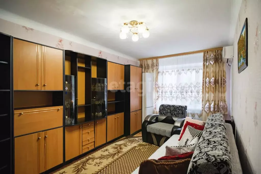 3-к кв. Хабаровский край, Комсомольск-на-Амуре ул. Аллея Труда, 60к2 ... - Фото 0