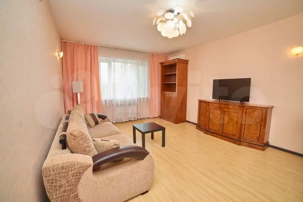 3-к. квартира, 100 м, 2/20 эт. - Фото 1