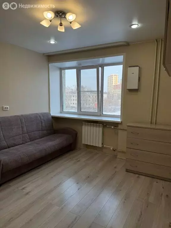 Квартира-студия: Екатеринбург, Машинная улица, 42к1 (17.5 м) - Фото 1