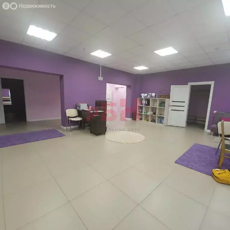 Торговая площадь (281.5 м) - Фото 2