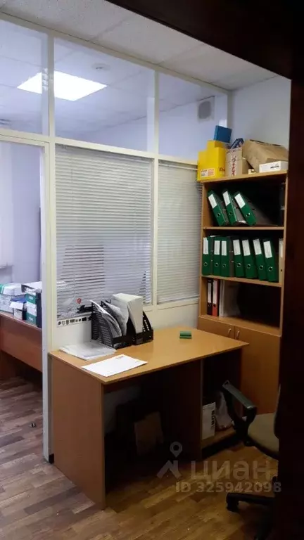 Офис в Свердловская область, Екатеринбург ул. Ясная, 22Б (18 м) - Фото 2