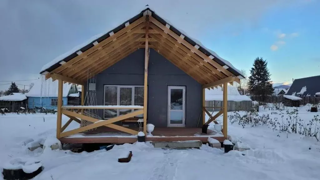 Дом в Иркутская область, Байкальск г. Слюдянский район, Байкальское ... - Фото 1