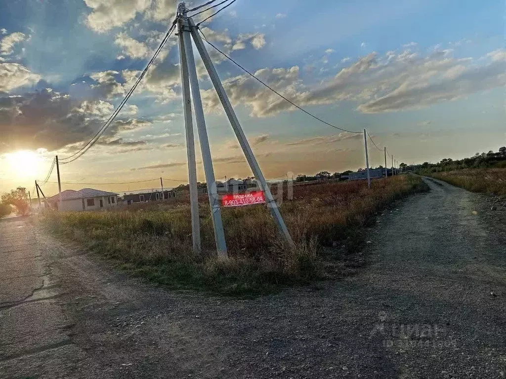 Участок в Адыгея, Майкоп городской округ, Гавердовский хут. пер. ... - Фото 1