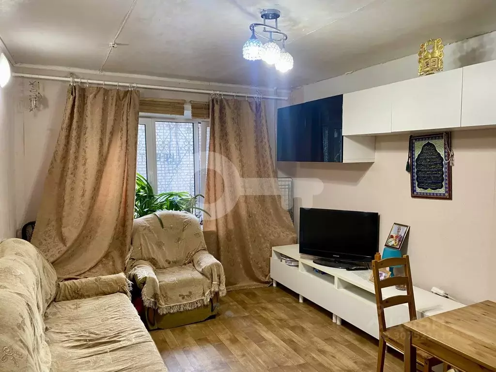 2-к кв. Татарстан, Казань ул. Заря, 3а (35.4 м) - Фото 0