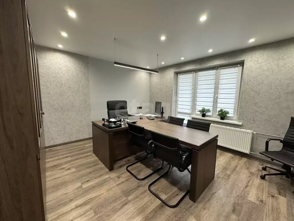 Помещение свободного назначения в Тюменская область, Тюмень ул. ... - Фото 2