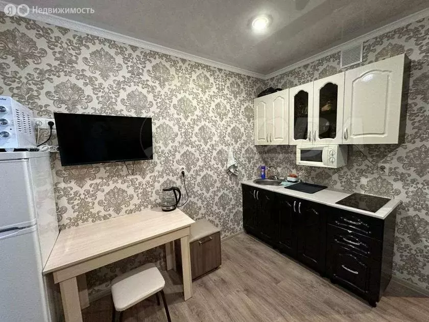 Квартира-студия: Тобольск, 15-й микрорайон, 37 (27 м) - Фото 0
