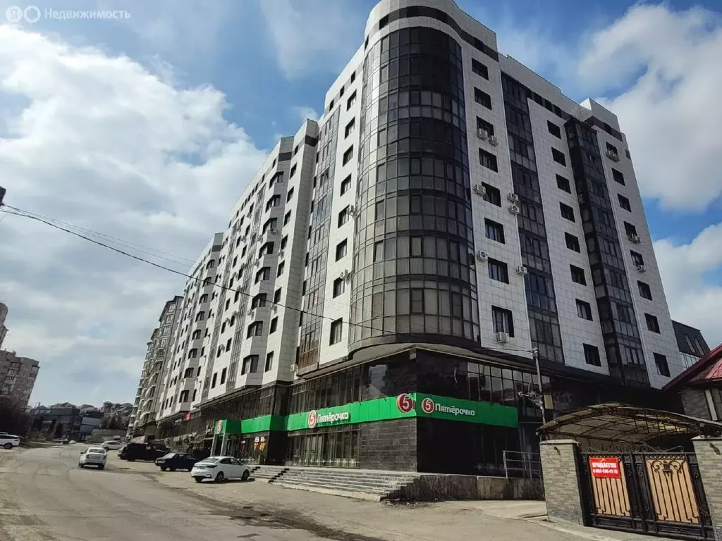 3-комнатная квартира: Нальчик, улица Атажукина, 11 (125 м) - Фото 2