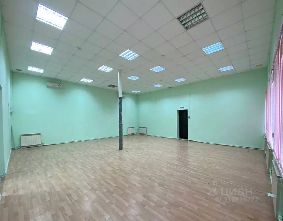 Помещение свободного назначения в Краснодарский край, Армавир ул. ... - Фото 1