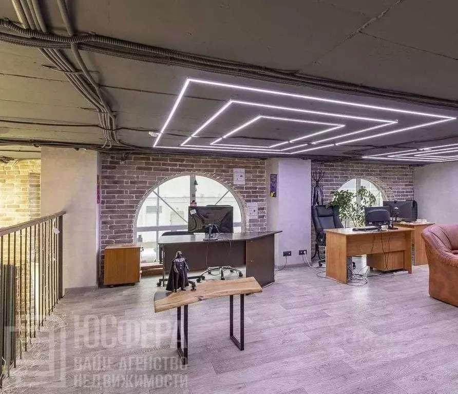 Офис в Волгоградская область, Волгоград ул. Пархоменко, 2А (332 м) - Фото 2