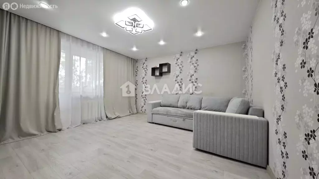 2-комнатная квартира: село Чигири, 1-я Тепличная улица, 15 (50.3 м) - Фото 1