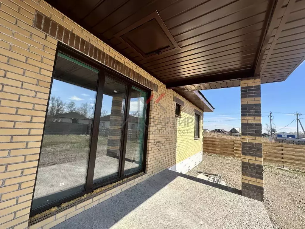 Дом в Хакасия, Усть-Абаканский район, пос. Тепличный ул. 1-я Новаторов ... - Фото 2