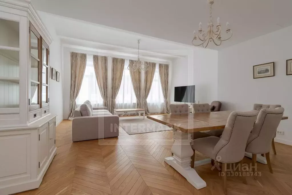 3-к кв. Москва Никольская ул., 10/2С2б (125.0 м) - Фото 1