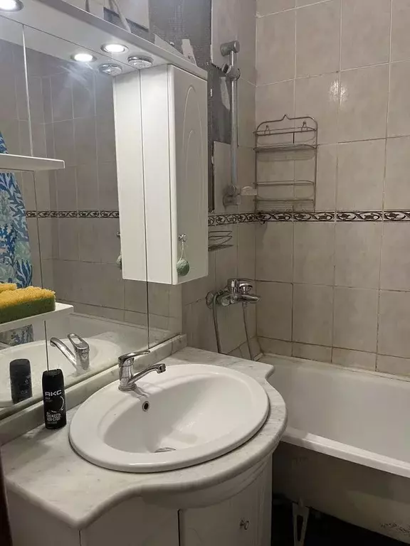 2-к кв. Московская область, Лобня ул. Чехова, 12 (59.0 м) - Фото 1