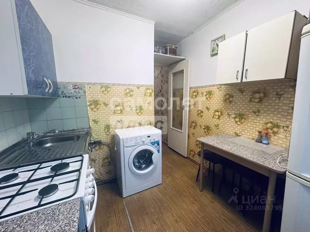 3-к кв. Пермский край, Краснокамск ул. Карла Либкнехта, 21 (59.3 м) - Фото 1