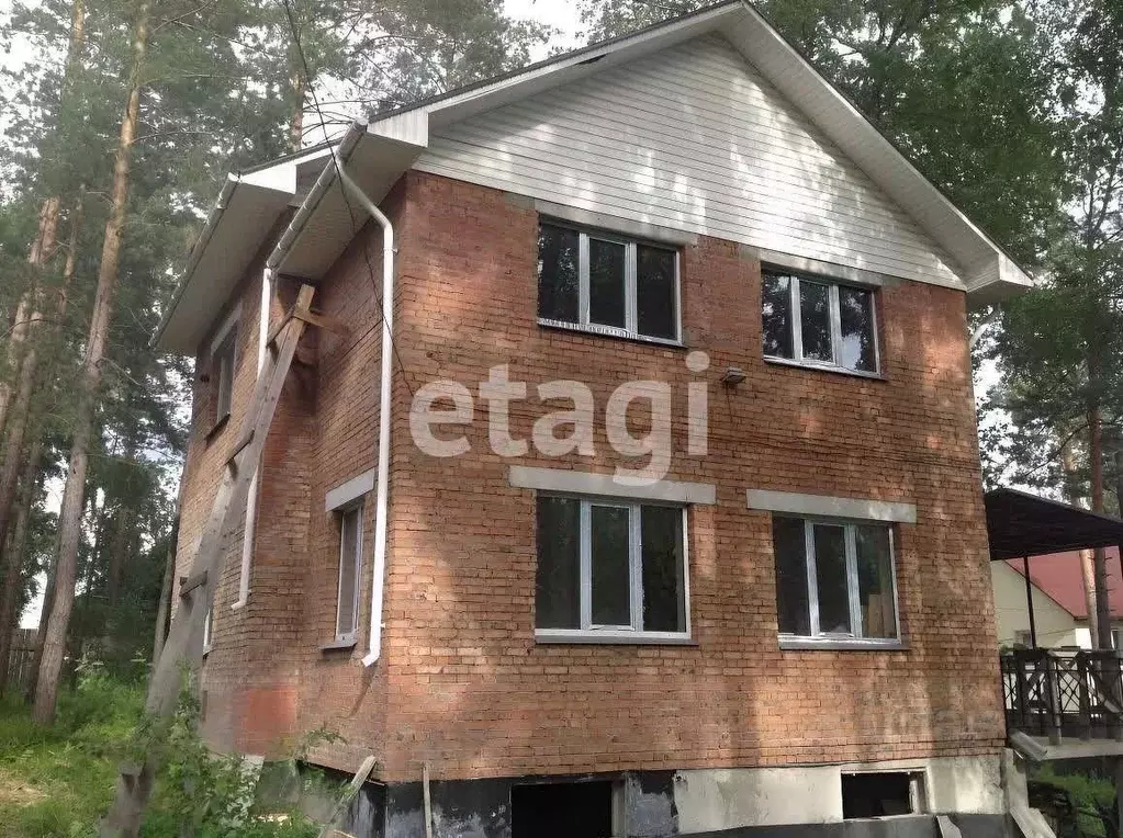 Дом в Красноярский край, Красноярск Березка-2 сельскохозяйственный ... - Фото 1