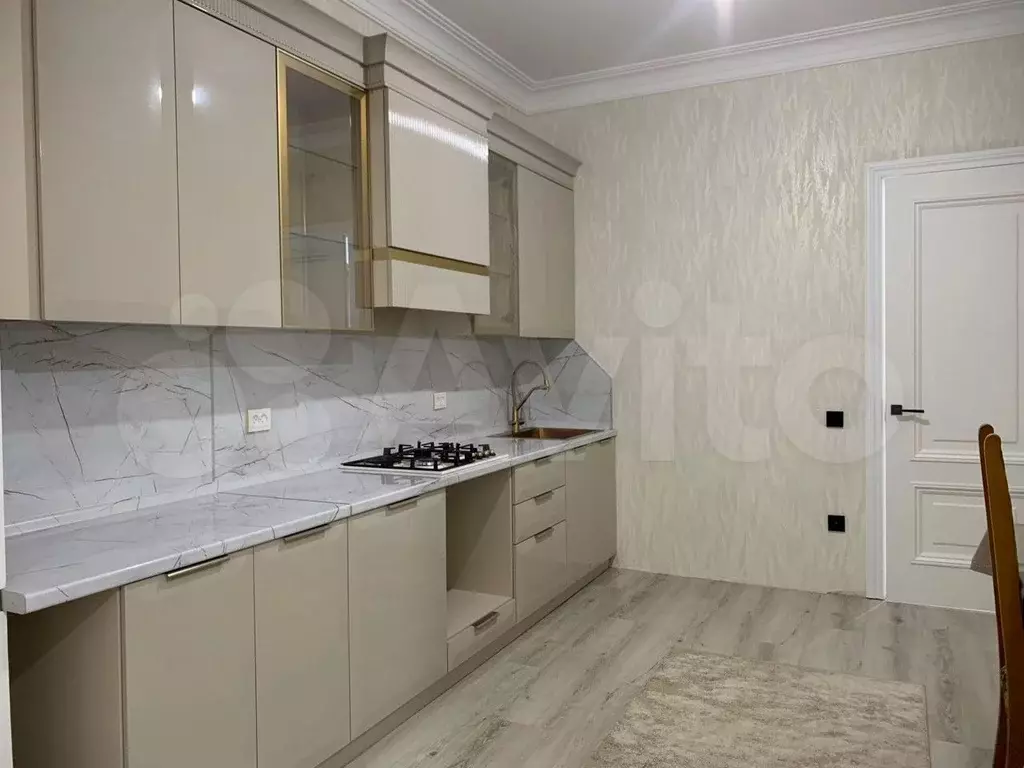 1-к. квартира, 48 м, 6/10 эт. - Фото 1