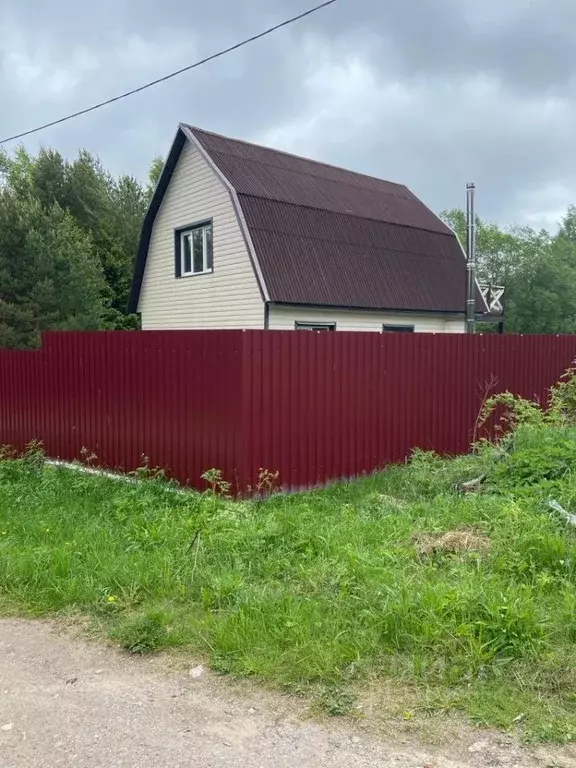 Дом в Ленинградская область, Приозерское городское поселение, пос. ... - Фото 1
